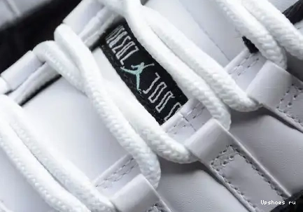 'Emerald' Jordan  Retro 528895-145 Low 528895-145 11 AIR 0507